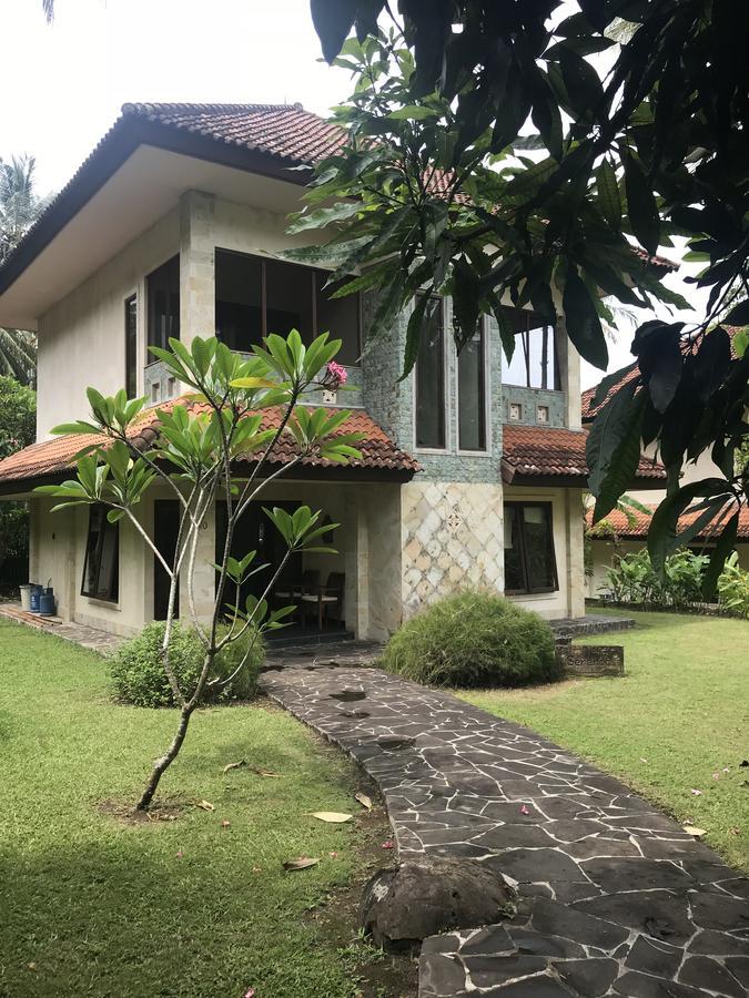 Villa Serendah Senggigi Exterior photo